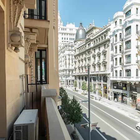 Suites You Gran Vía-3